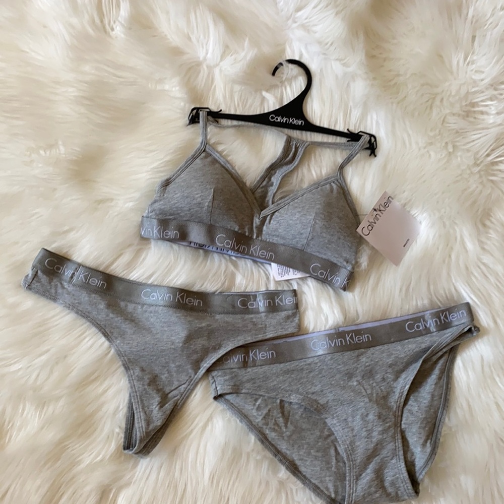 Calvin Klein Bralette Set